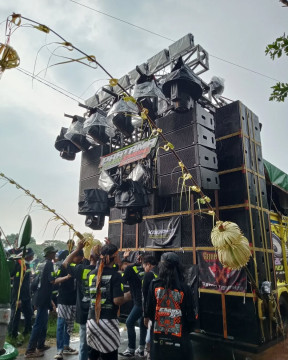 Kwekuatan suara Sound Horeg cap[ai 130 desibel setara dengan suara mesin pesawat jet. [Instagram]